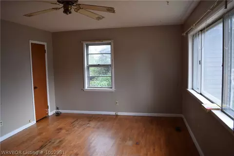 907 Cedar Ln, Fort Smith, AR 72908 photo 2