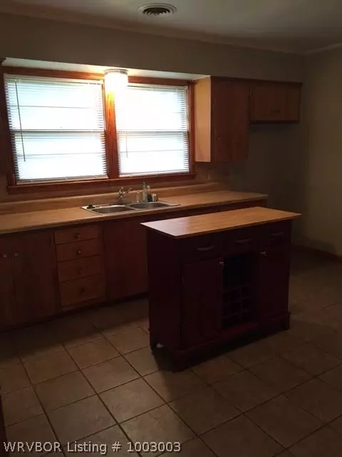 308 Chism St, Paris, AR 72855 photo 5