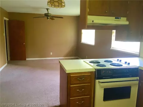 1906 Vicksburg St, Fort Smith, AR 72901 photo 5