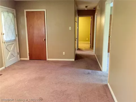 1906 Vicksburg St, Fort Smith, AR 72901 photo 2