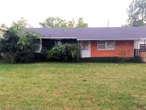 1906 Vicksburg St, Fort Smith, AR 72901 photo 1