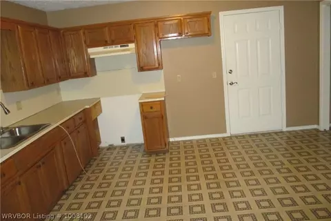503 Grober St, Paris, AR 72855 photo 4