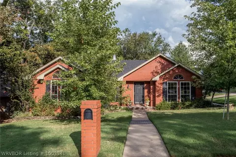 9809 Croxted Rd, Fort Smith, AR 72908 photo 2