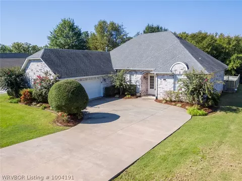 2708 Carrington Pointe Rd, Fort Smith, AR 72903 photo 1