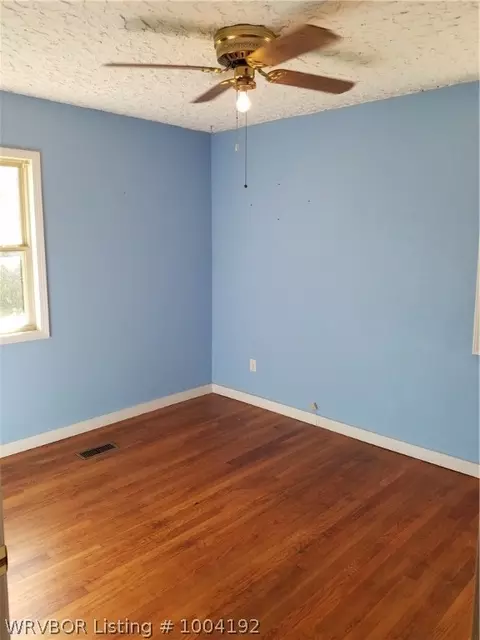 844 N 3rd St, Ozark, AR 72949 photo 7
