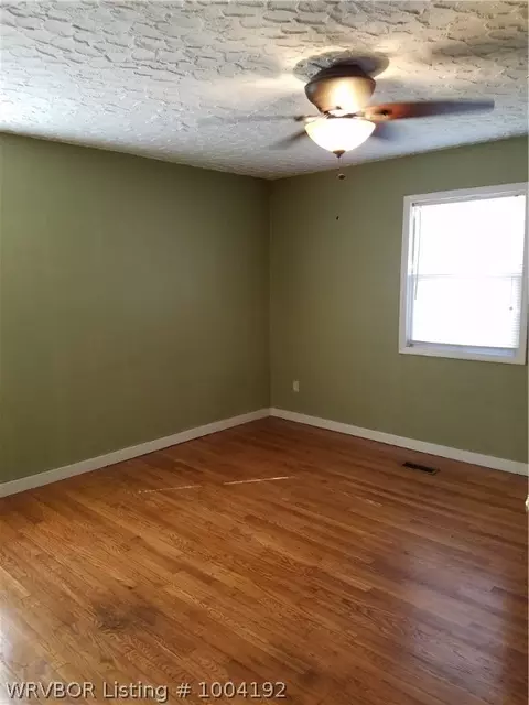 844 N 3rd St, Ozark, AR 72949 photo 6
