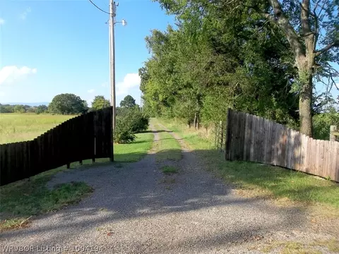 20746 Forest Hill Rd, Howe, OK 74940 photo 21