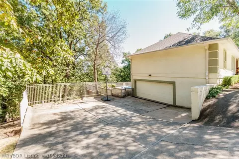 3117 Heather Oaks Way, Fort Smith, AR 72908 photo 5
