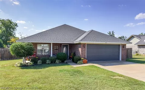 519 Loop W, Roland, OK 74954 photo 2