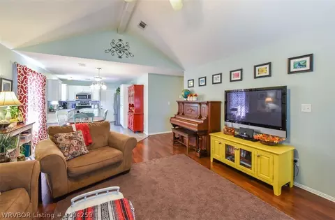 519 Loop W, Roland, OK 74954 photo 5