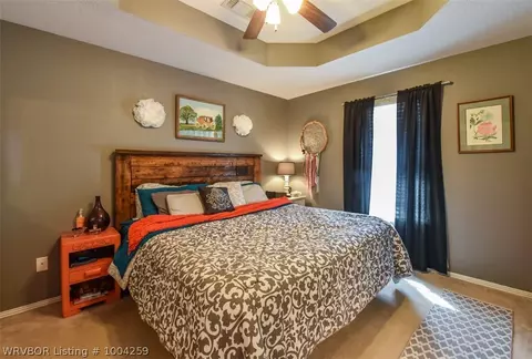 519 Loop W, Roland, OK 74954 photo 12