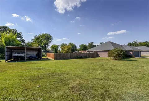 519 Loop W, Roland, OK 74954 photo 18