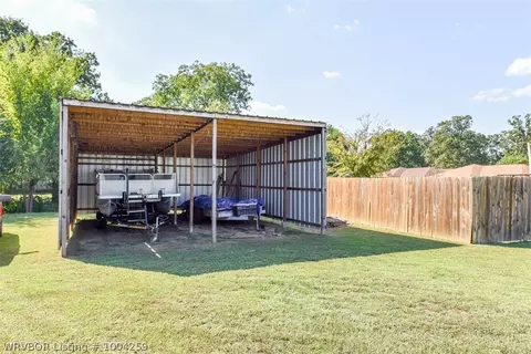519 Loop W, Roland, OK 74954 photo 21