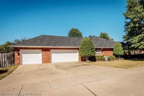 10716 Saint Michael Ct, Fort Smith, AR 72908 photo 25