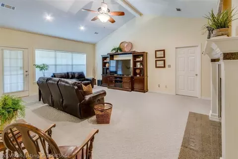 10716 Saint Michael Ct, Fort Smith, AR 72908 photo 5