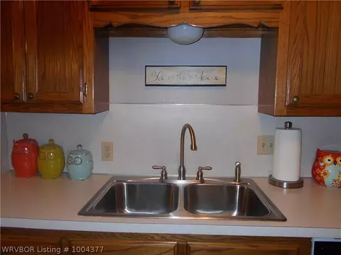 1103 5th Ter, Barling, AR 72923 photo 5