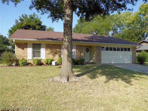 5901 Enid St, Fort Smith, AR 72903 photo 2