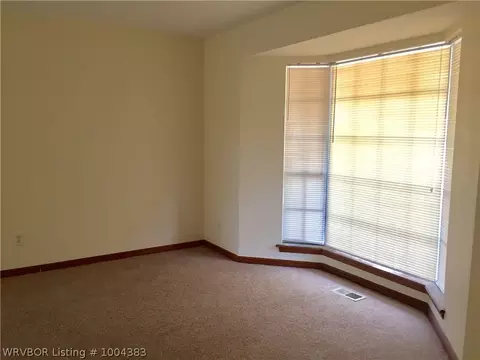 8918 Royal Ridge Dr, Fort Smith, AR 72903 photo 5