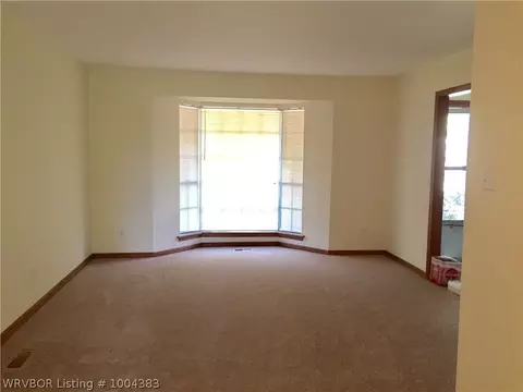 8918 Royal Ridge Dr, Fort Smith, AR 72903 photo 4