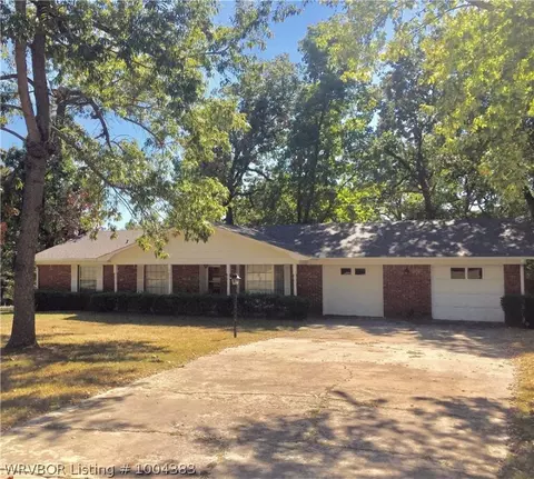 8918 Royal Ridge Dr, Fort Smith, AR 72903 photo 1