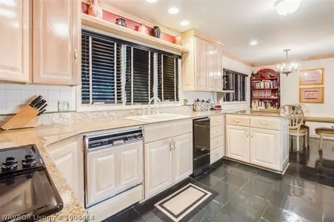 3008 S Dallas Dr, Fort Smith, AR 72901 photo 7