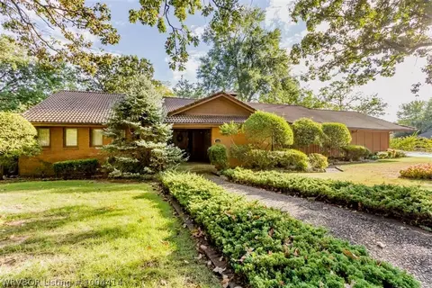 3008 S Dallas Dr, Fort Smith, AR 72901 photo 1