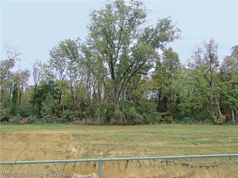 8609 Harvard Dr, Fort Smith, AR 72908 photo 3