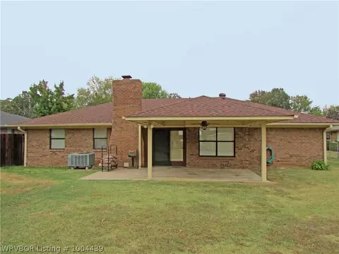 8609 Harvard Dr, Fort Smith, AR 72908 photo 4