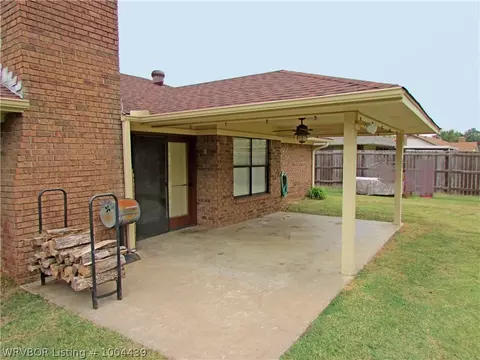 8609 Harvard Dr, Fort Smith, AR 72908 photo 5