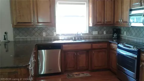 26 Stonegate Ct, Fort Smith, AR 72916 photo 5