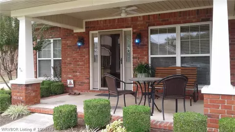 26 Stonegate Ct, Fort Smith, AR 72916 photo 2