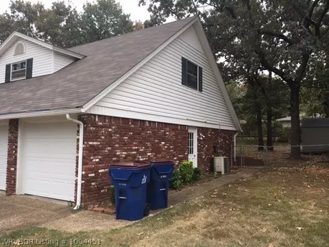 2506 S Independence St, Fort Smith, AR 72901 photo 3