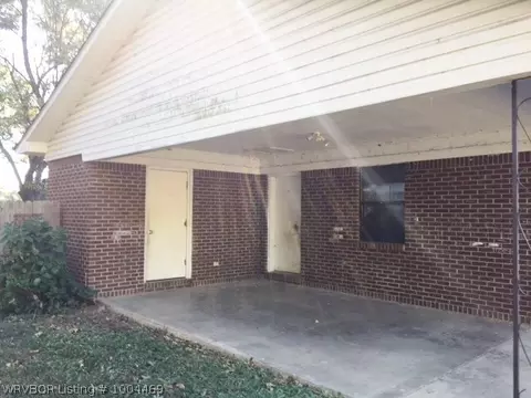 702 N 35th St, Ozark, AR 72949 photo 4