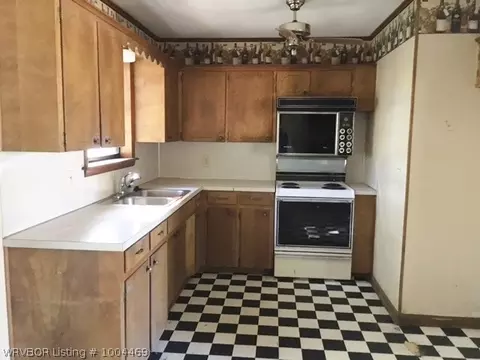 702 N 35th St, Ozark, AR 72949 photo 6