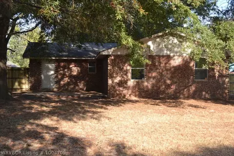1406 14th Cir, Barling, AR 72923 photo 15