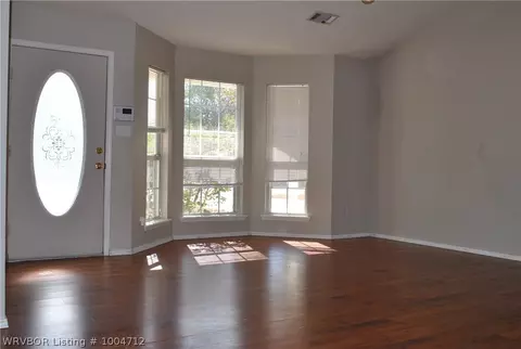 2002 Cherrybark Dr, Greenwood, AR 72936 photo 9