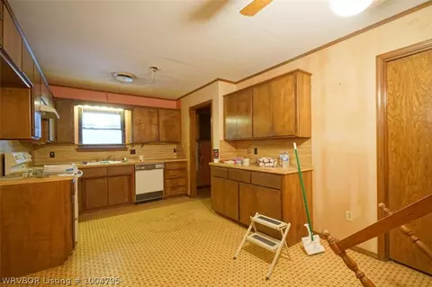 9506 Shannon Ct, Fort Smith, AR 72908 photo 5