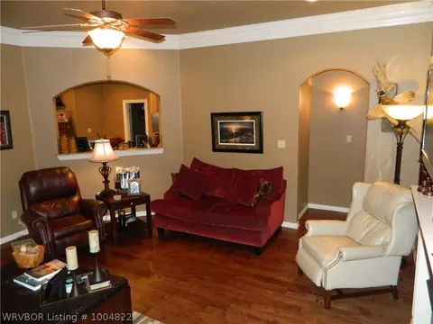 7909 Bridgewood Ln, Fort Smith, AR 72916 photo 4
