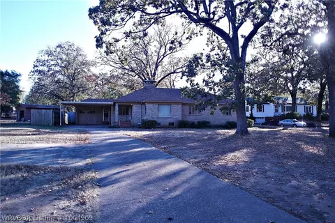 4520 N O St, Fort Smith, AR 72904 photo 1