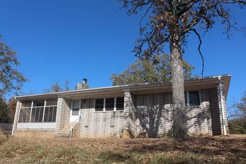 6402 Sturgeon Rd, Hackett, AR 72937 photo 3