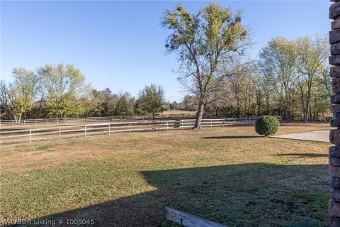 3102 E Mckenzie Ave, Pocola, OK 74902 photo 22