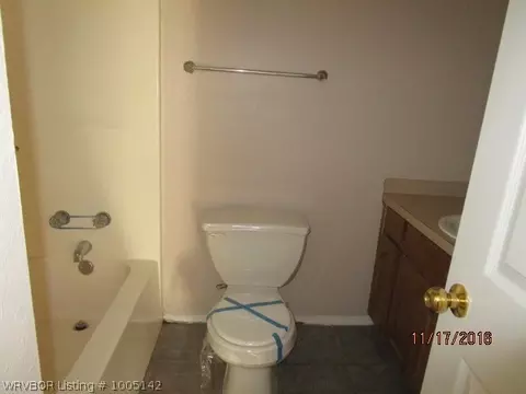 125 Commanche Loop, Roland, OK 74954 photo 3