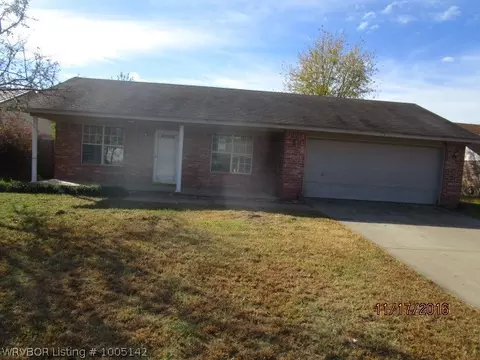 125 Commanche Loop, Roland, OK 74954 photo 1