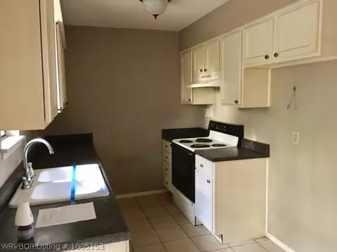 504 O St, Barling, AR 72923 photo 4