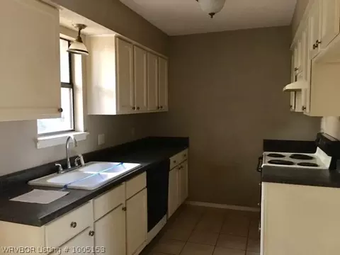 504 O St, Barling, AR 72923 photo 6