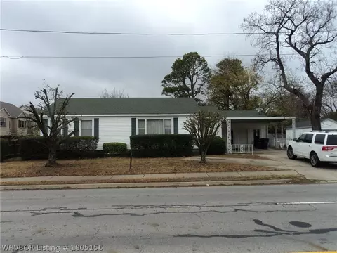 1110 S Waldron Rd, Fort Smith, AR 72903 photo 1