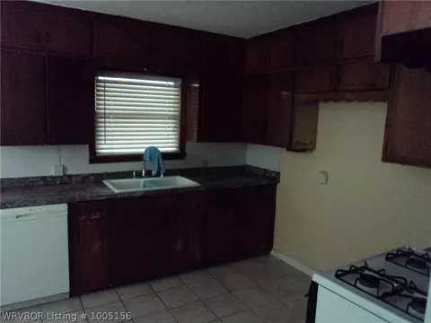 1110 S Waldron Rd, Fort Smith, AR 72903 photo 5