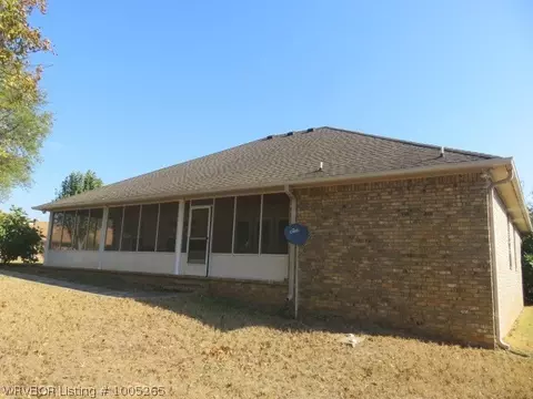 1115 2nd Ter, Barling, AR 72923 photo 2