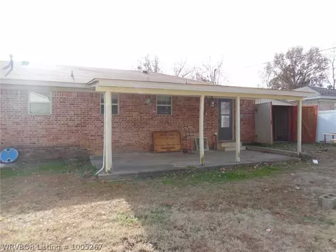 10 Interstate Cir, Sallisaw, OK 74955 photo 11
