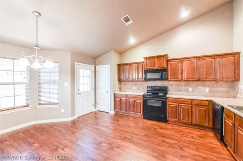 116 Lexington, Barling, AR 72923 photo 7
